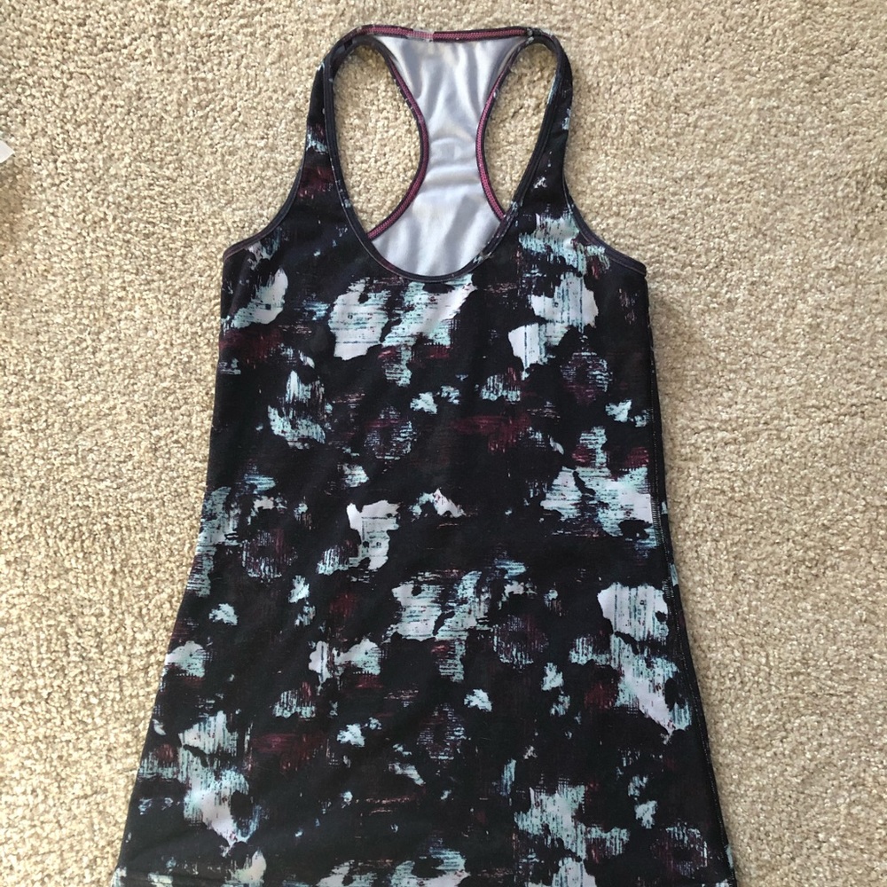 Lululemon cool back tank